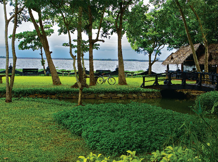 Kerala Splendor Journeys